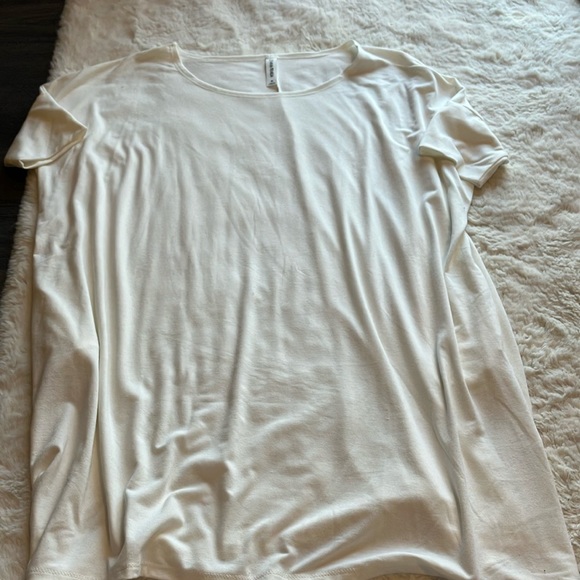 NWOT tunic top - Picture 1 of 3